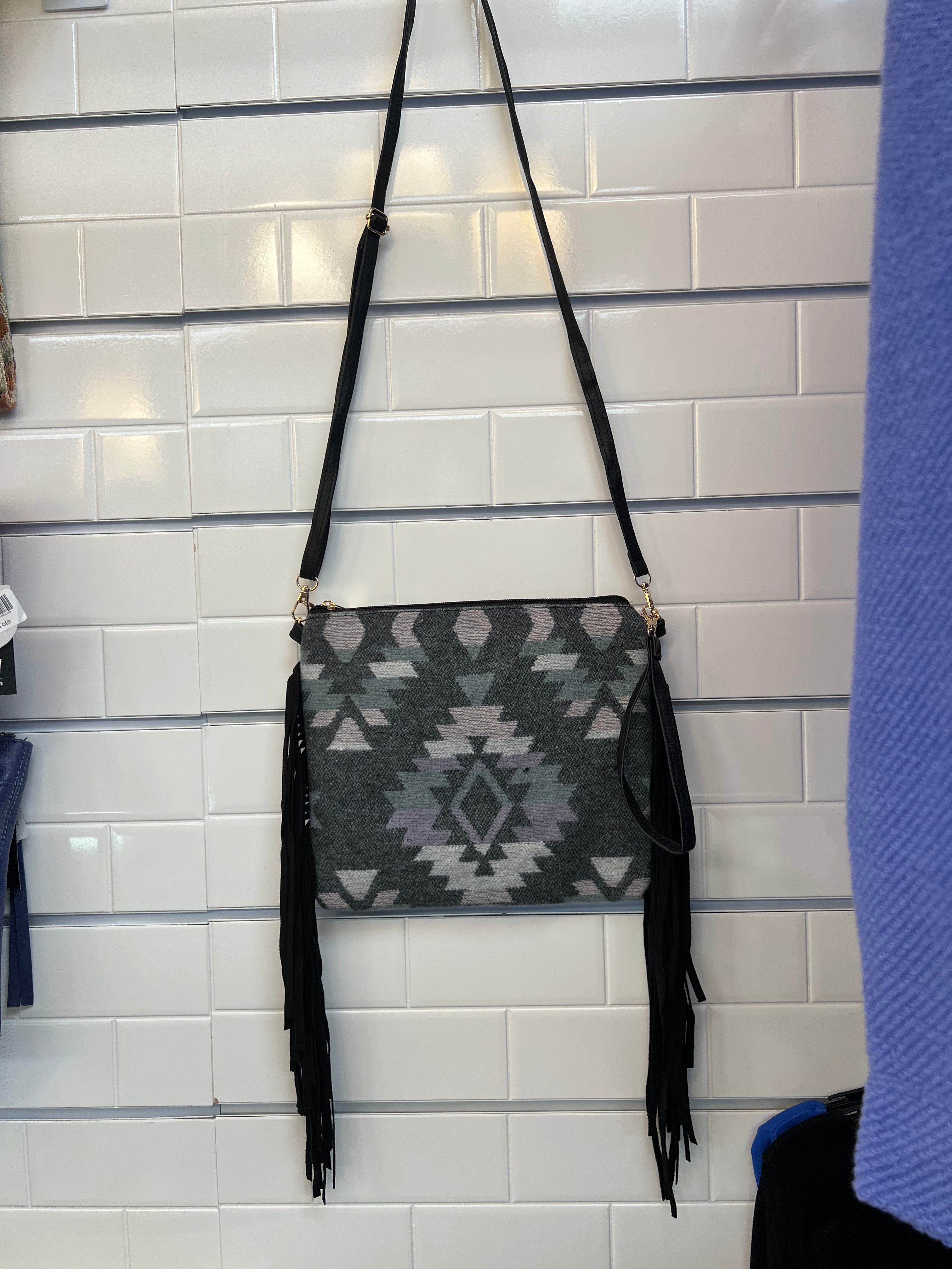 Crossbody handbags with wristlet straps - Robin Boutique-Boutique 