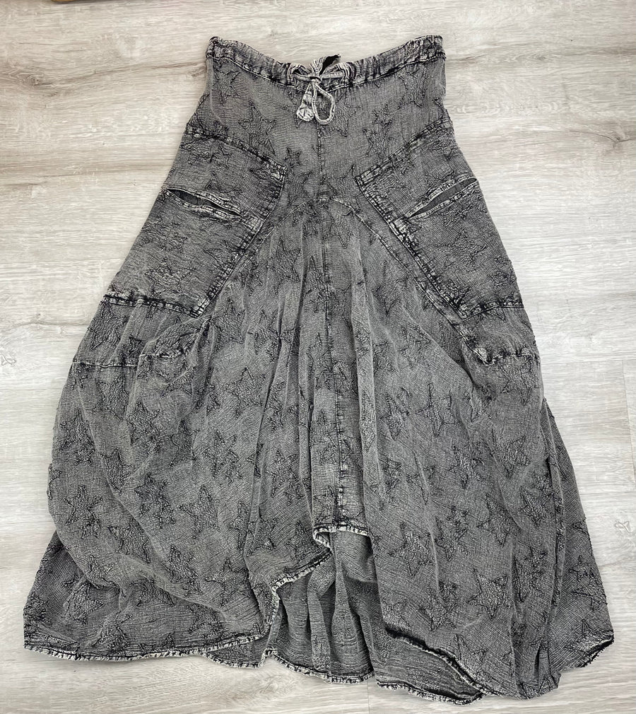 Artsy Star Skirt by The PaperLace - Robin Boutique-Boutique 