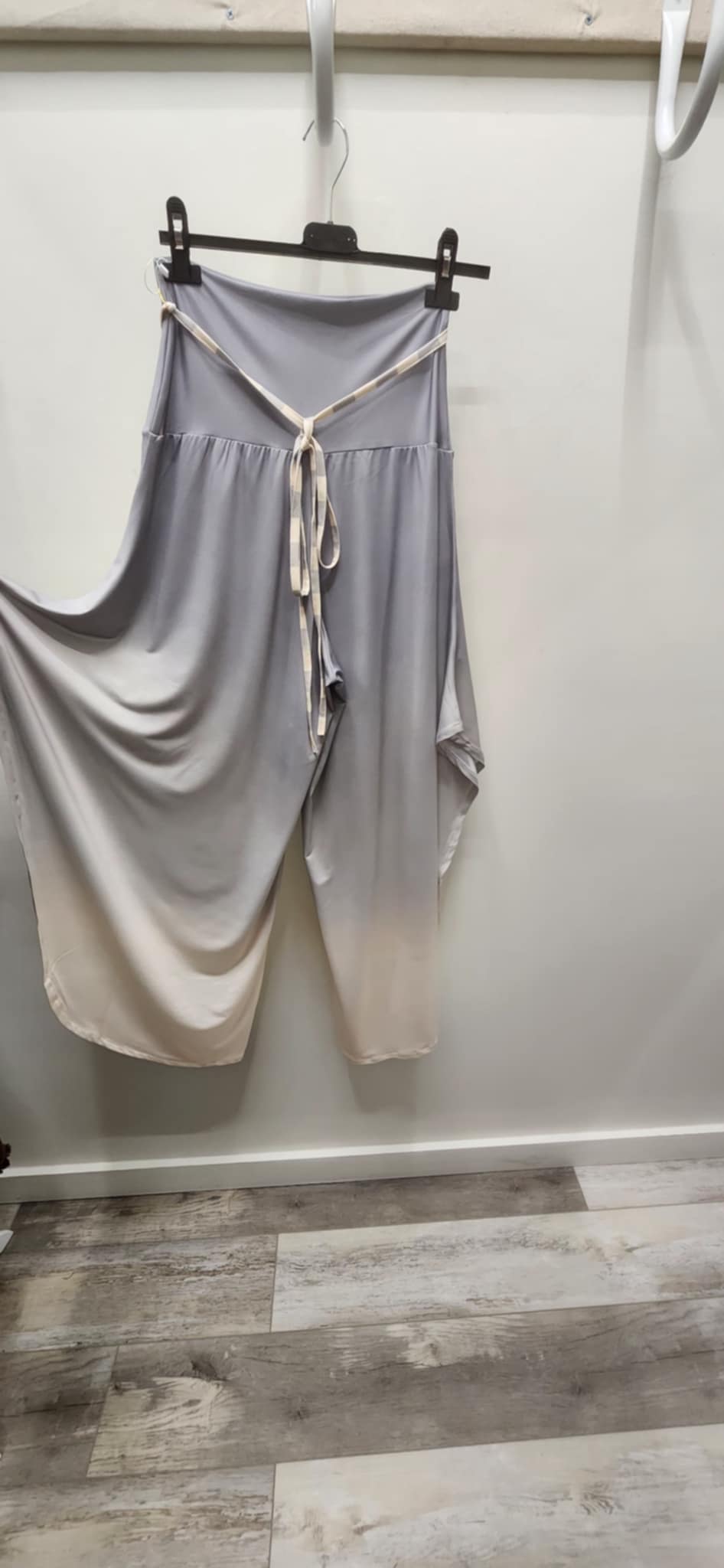 IPNG Design Ombre Drape Pant