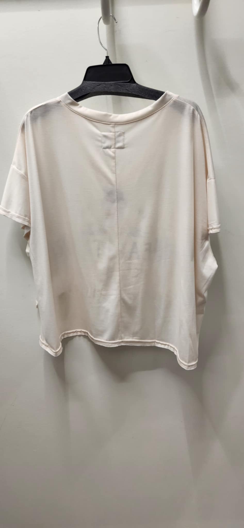 IPNG Design V-Neck Tee "Headstash"