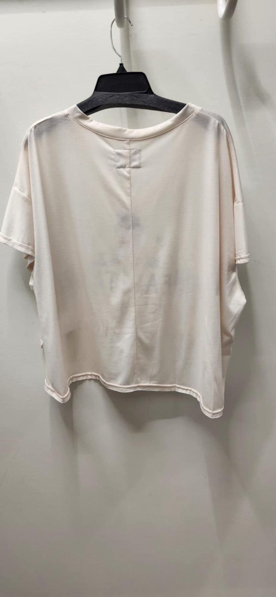 IPNG Design V-Neck Tee "Headstash"