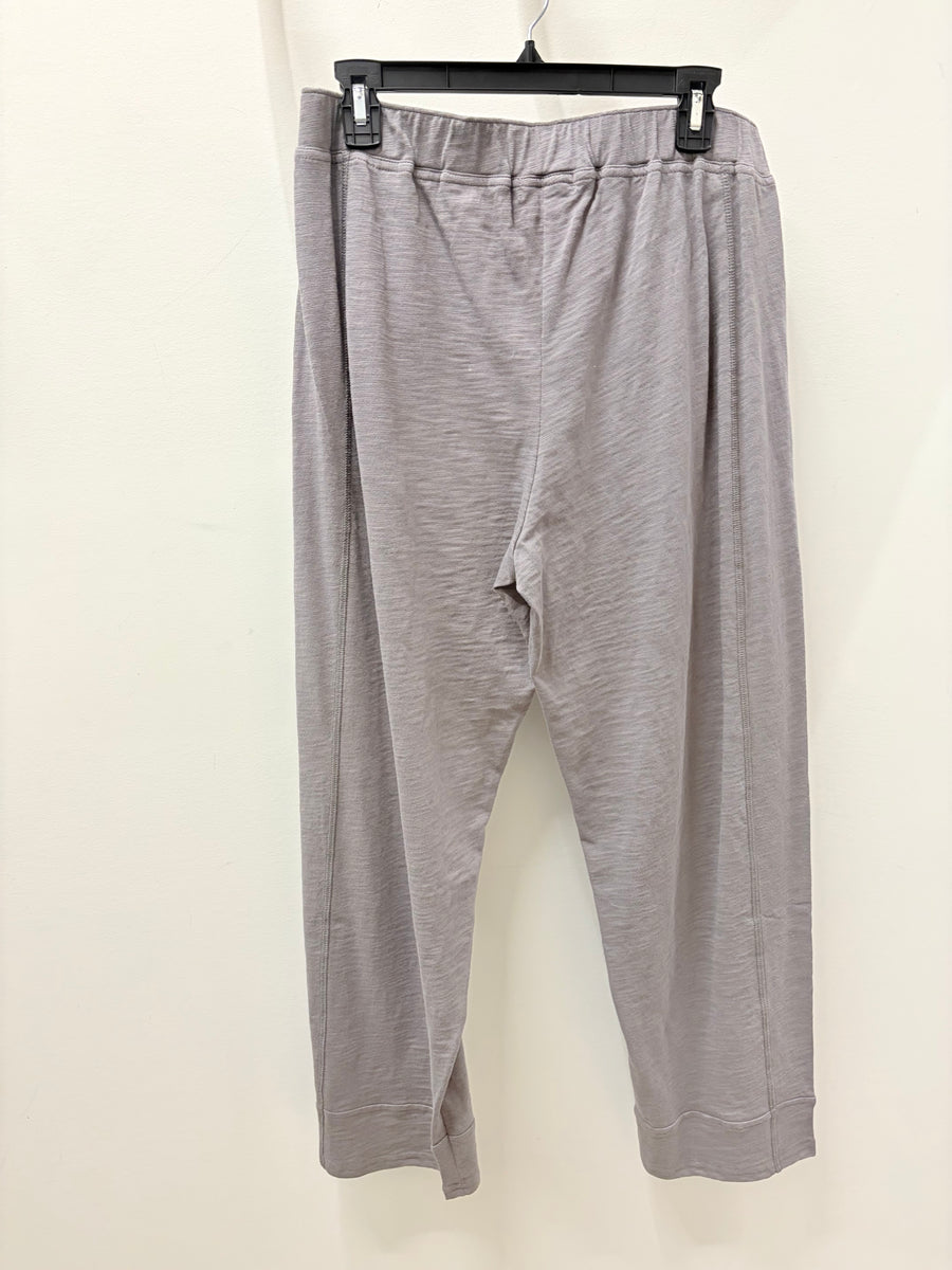 Cotton Slub Seamed Pant by Escaoe