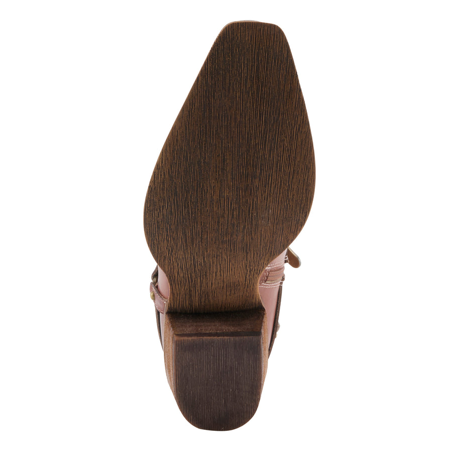 Meechelle Boots in brown - Robin Boutique
