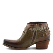 Meechelle Boots in olive green - Robin Boutique