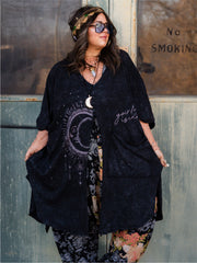 Dream Split Muu Tee by Kantha Bae