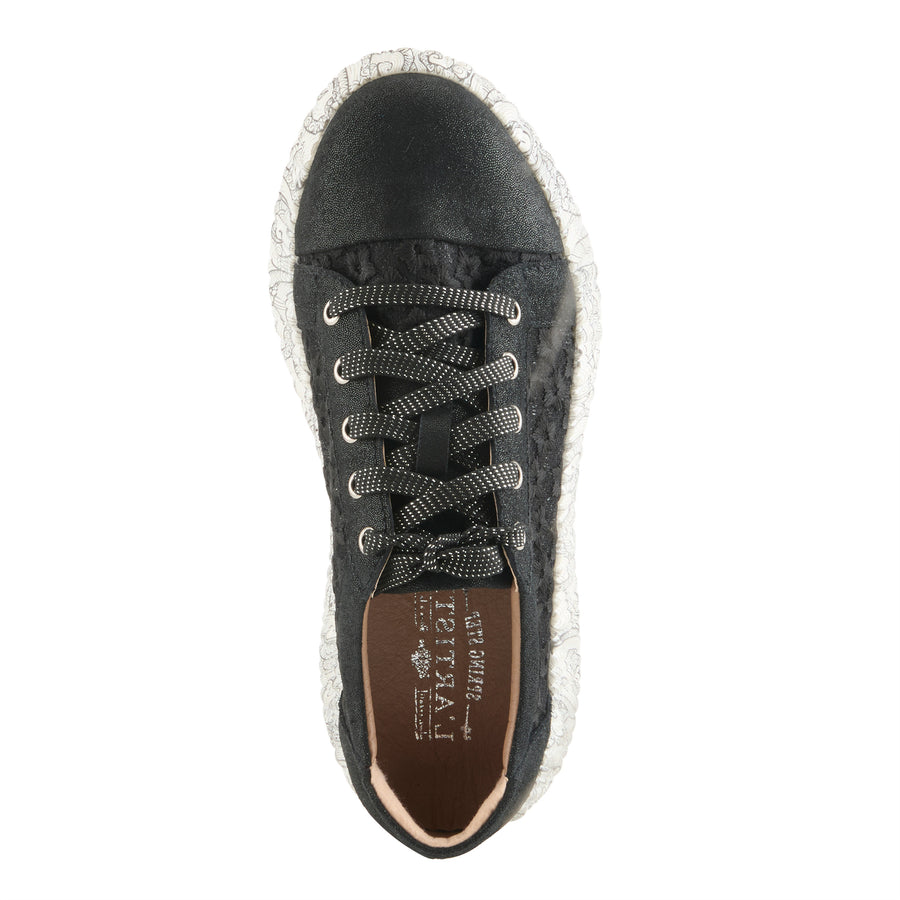 L'Artiste Sneakheart Sneakers