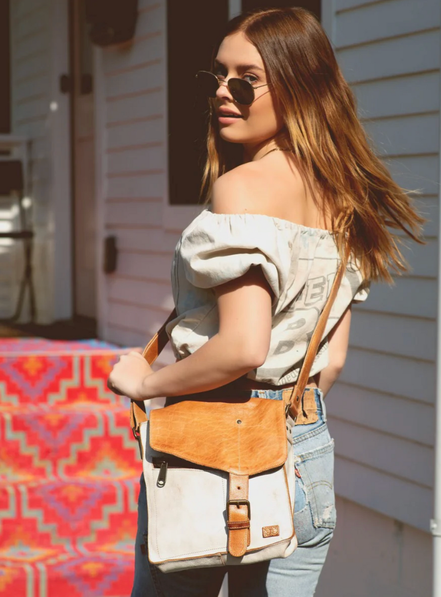 Bedstu Venice Beach Leather Handbag