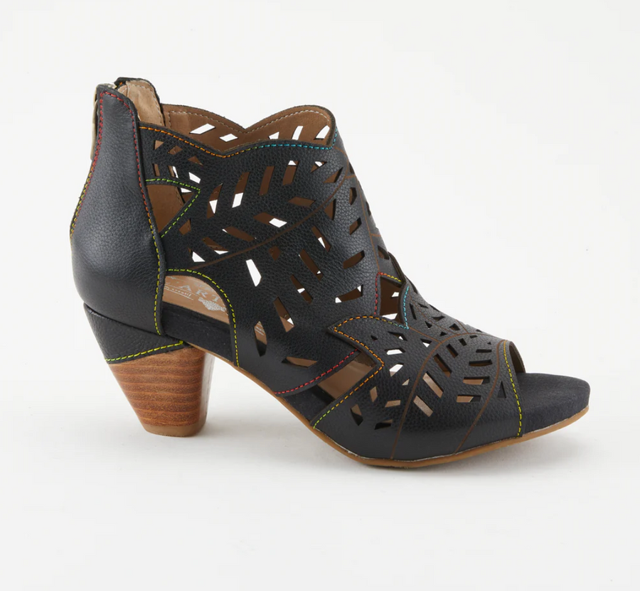 L'Artiste Icon Tooled Leather Ankle Sandal