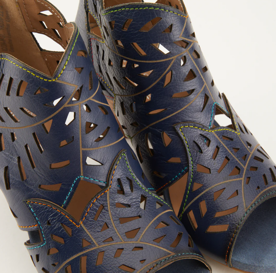 L'Artiste Icon Tooled Leather Ankle Sandal