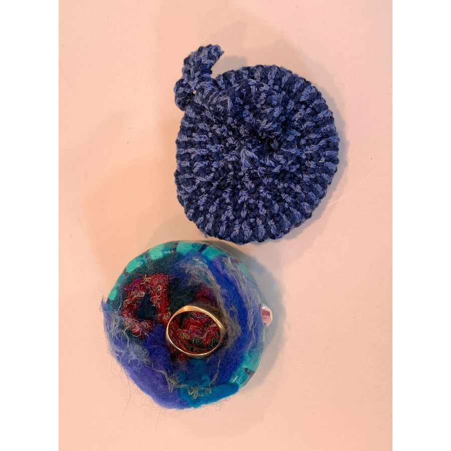 Whimsical magical trinket small jewelry box. Handmade box with crochet and crystal topper. Wedding or anniversary gift box. - Robin Boutique-Boutique 