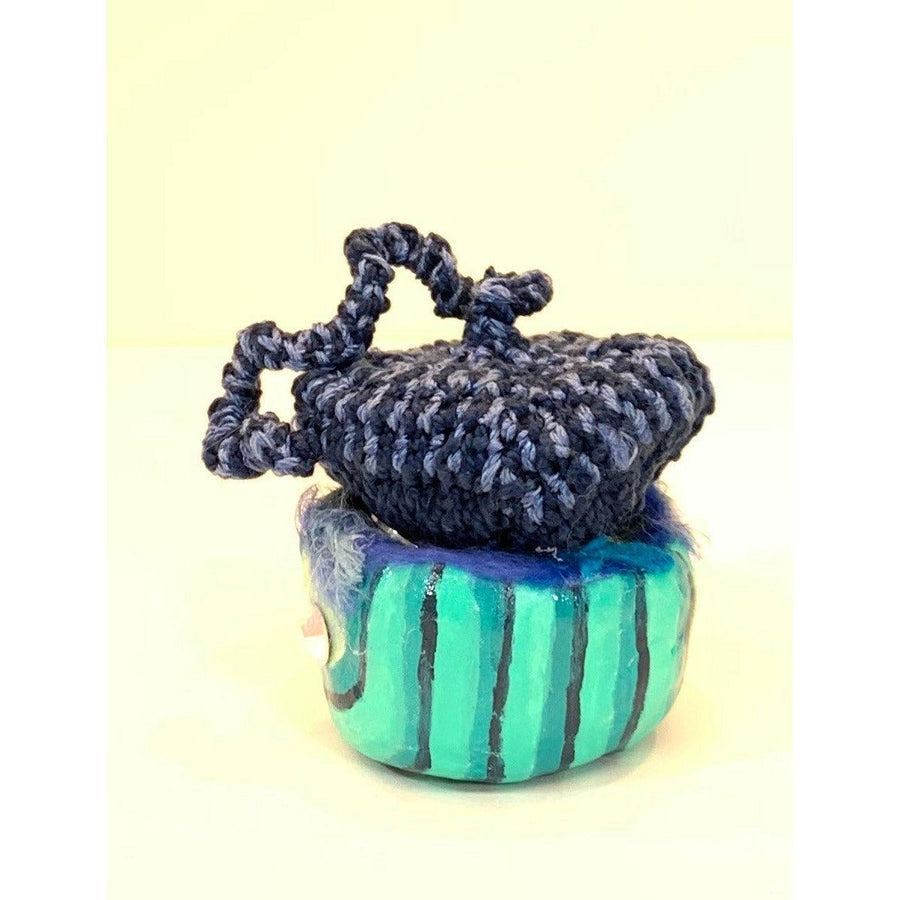 Whimsical magical trinket small jewelry box. Handmade box with crochet and crystal topper. Wedding or anniversary gift box. - Robin Boutique-Boutique 