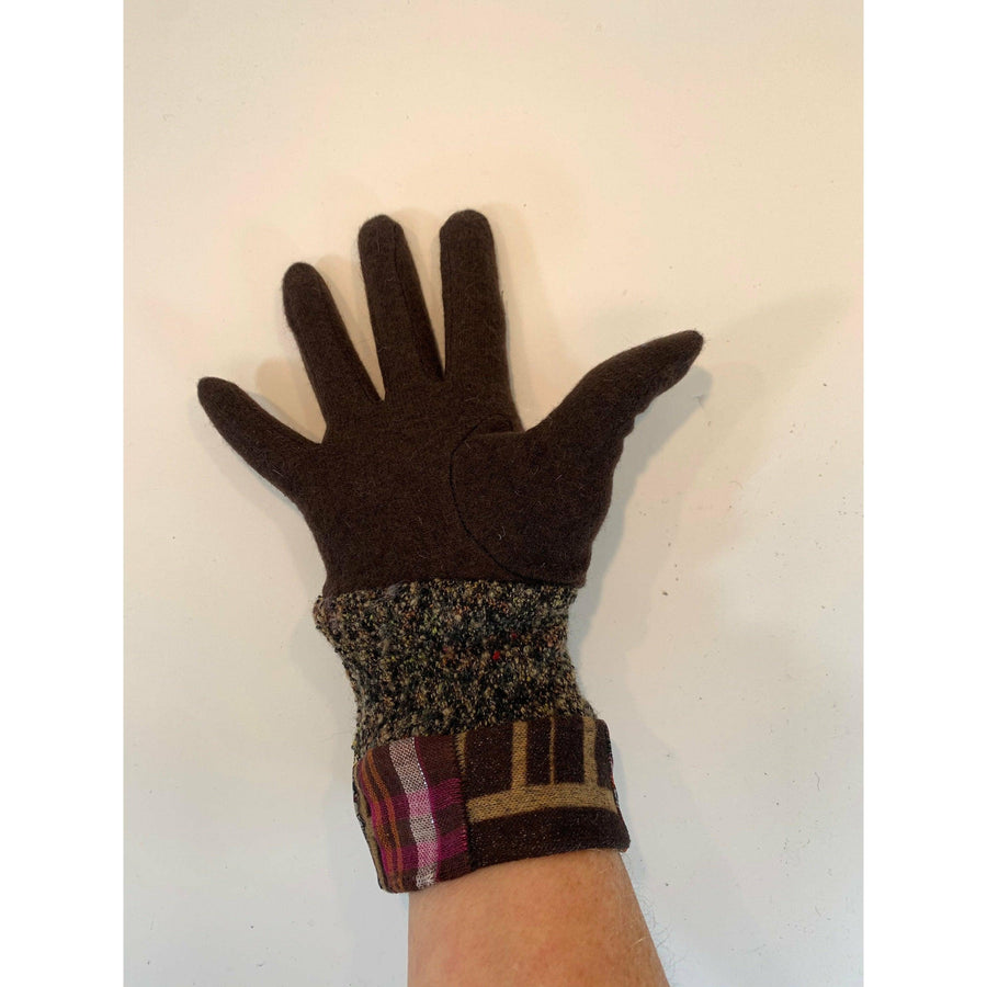 Wonderful brown wool winter gloves with recycled sweater bits, patchwork cuffs n felt details. Toasty gloves stretch to fit. Free Ship USA - Robin Boutique-Boutique 